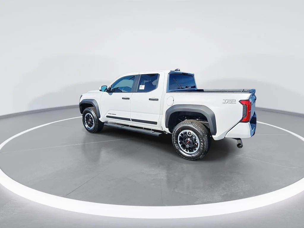 2026 Toyota Tacoma TRD Off Road - Photo 6