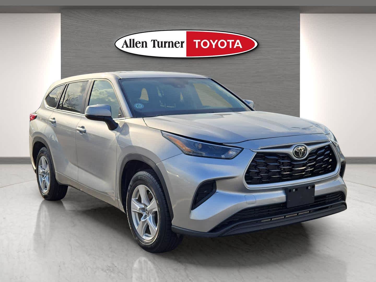2023 Toyota Highlander L