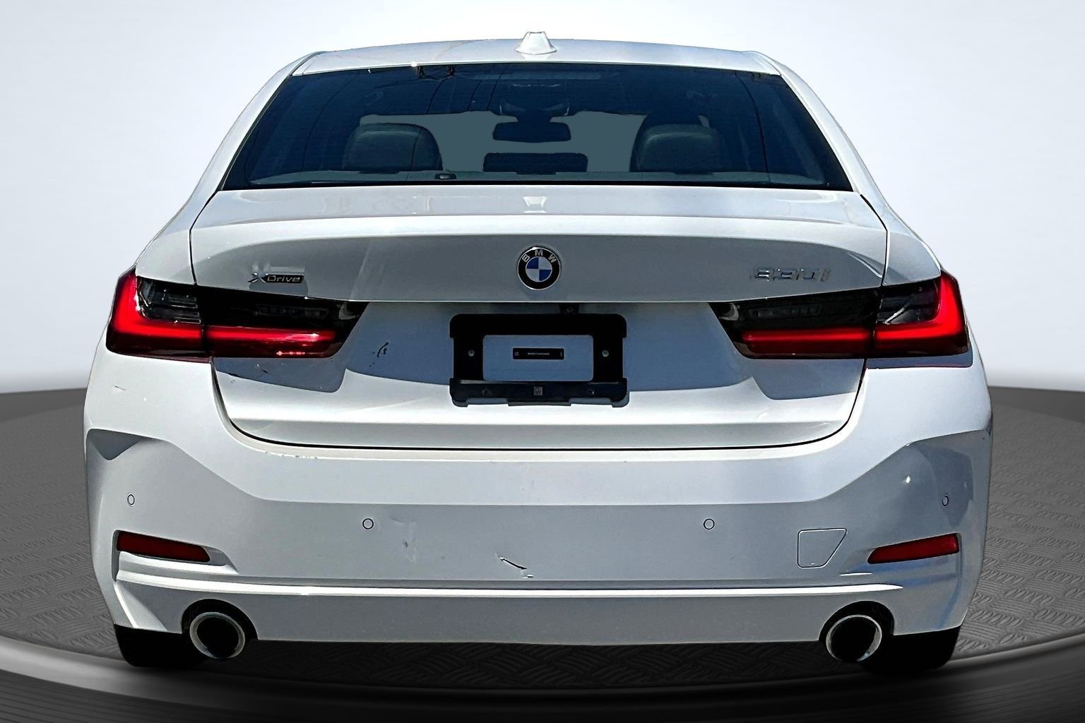 Used 2024 White BMW 330i xDrive image 6