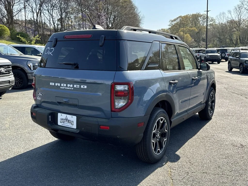 New 2026 Gray Ford Outer Banks image 7