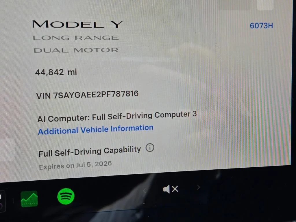 Used 2023 White Tesla Long Range image 19