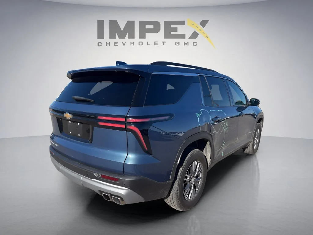 Used 2026 Lakeshore Blue Metallic Chevrolet LT image 5
