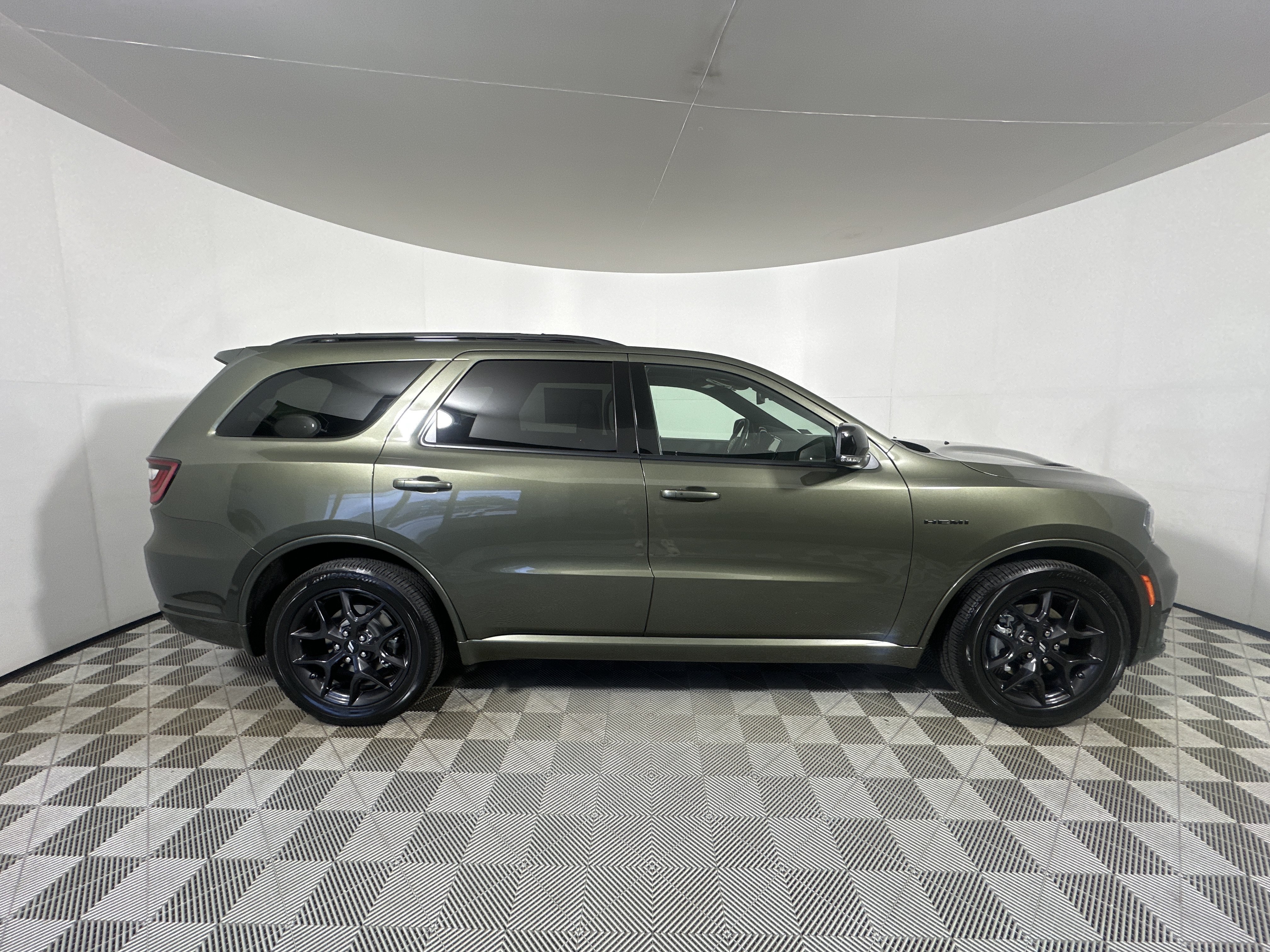 New 2026 Green Machine Exterior Paint Dodge GT Premium HEMI V8 image 8