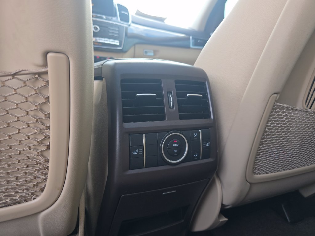 Used 2018  Mercedes-Benz GLE 350 image 25