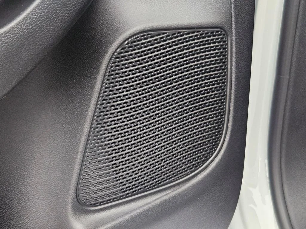 2026 Chrysler Pacifica Select - Photo 12