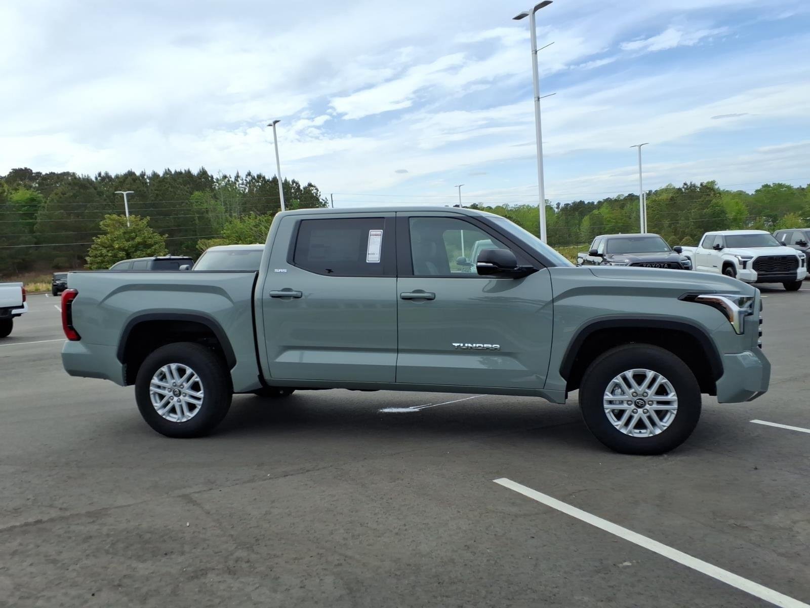 Used 2025 Lunar Rock Toyota SR5 image 13
