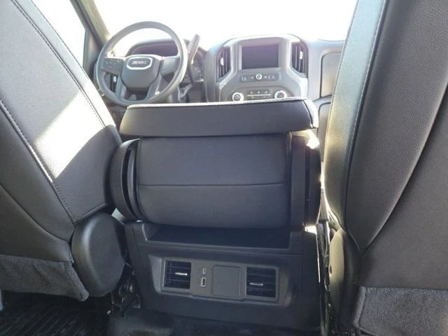 2025 GMC Sierra 3500HD Pro - Photo 27