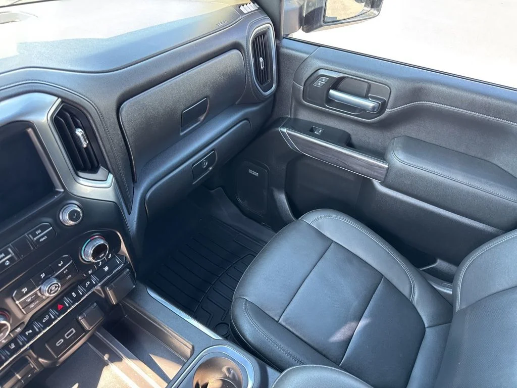 Used 2022 Silver Chevrolet LTZ image 36