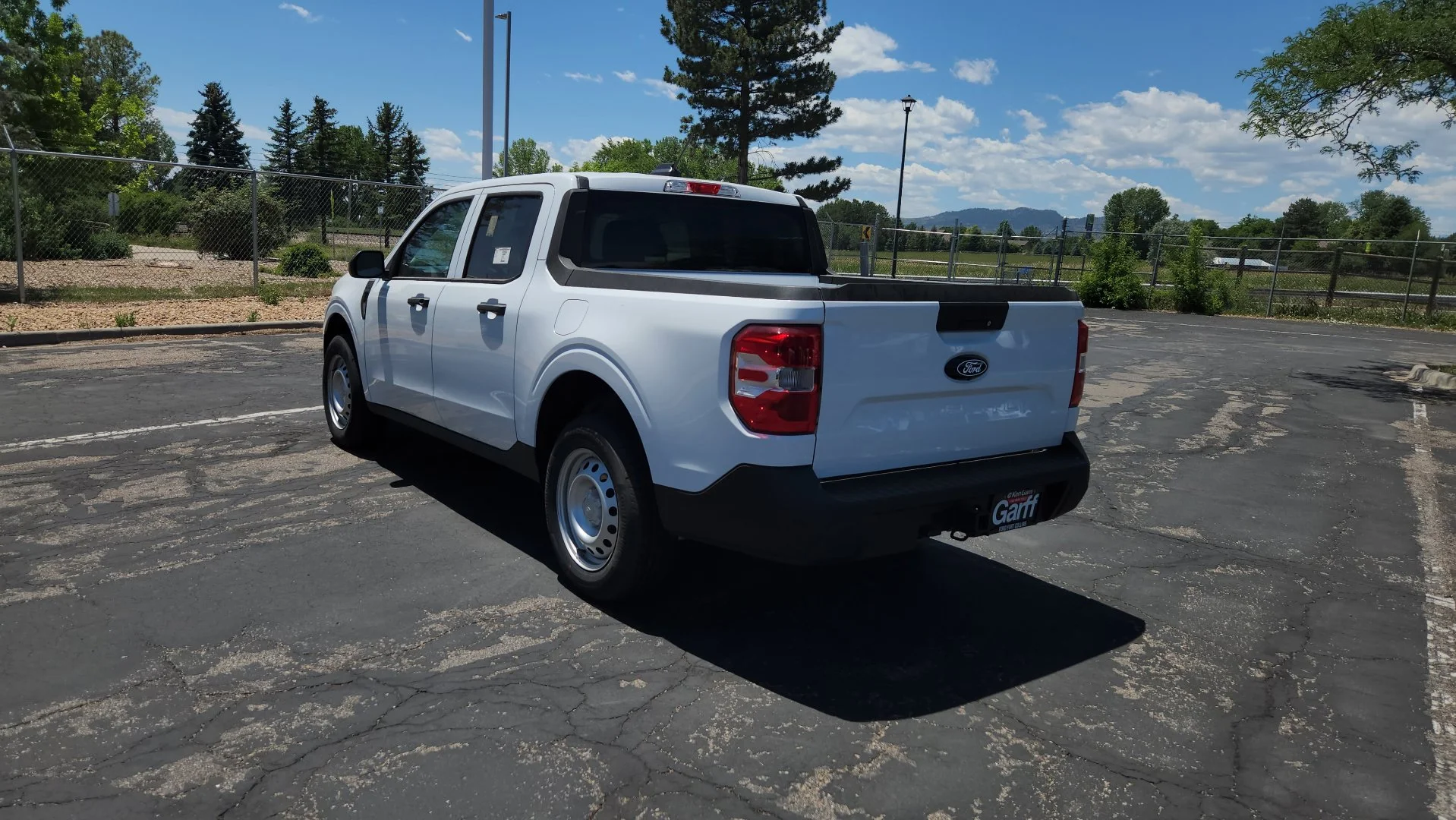 New 2026 Oxford White Ford XL image 5