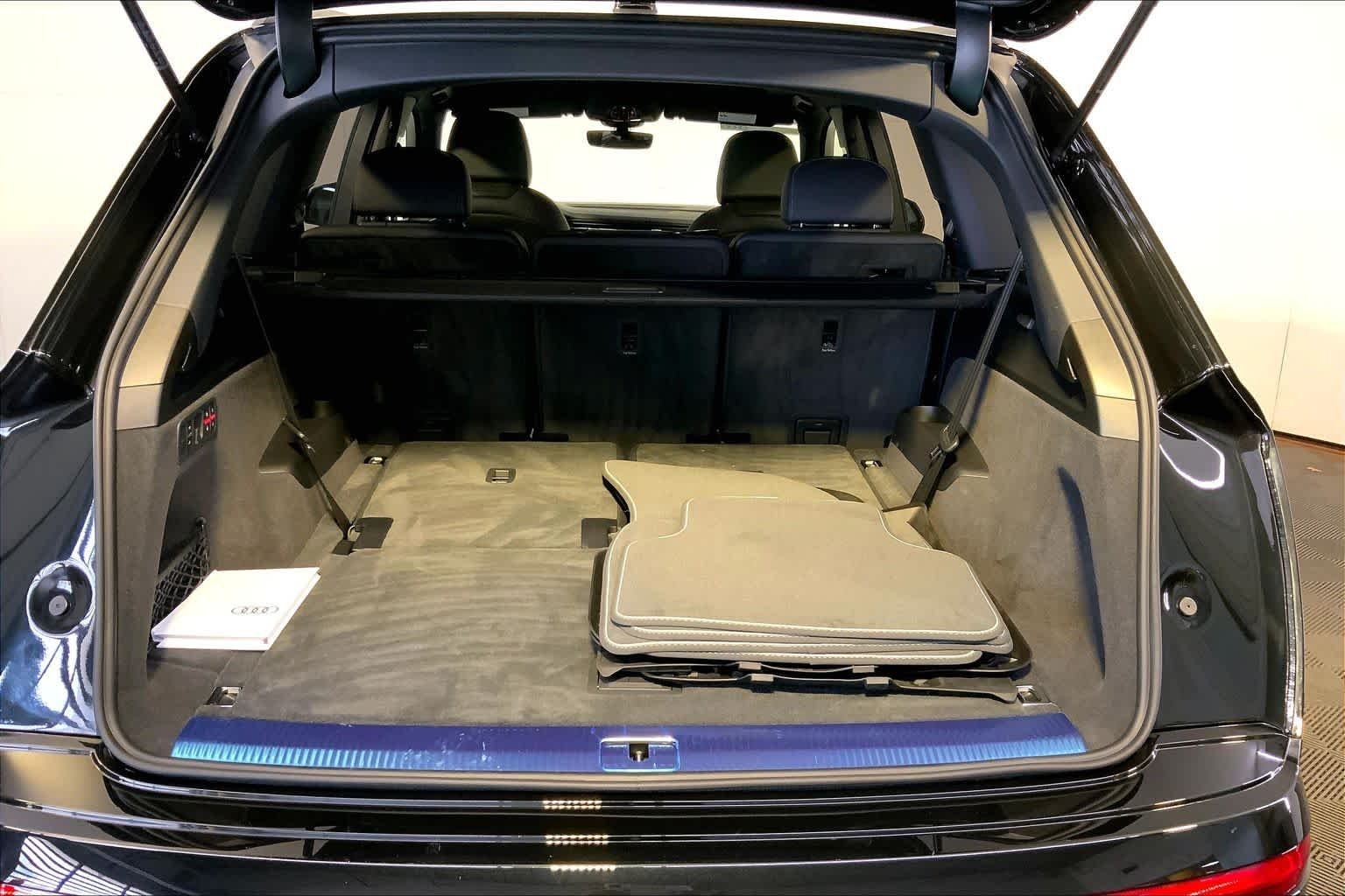 Used 2026 Mythos Black Metallic Audi Premium Plus image 37