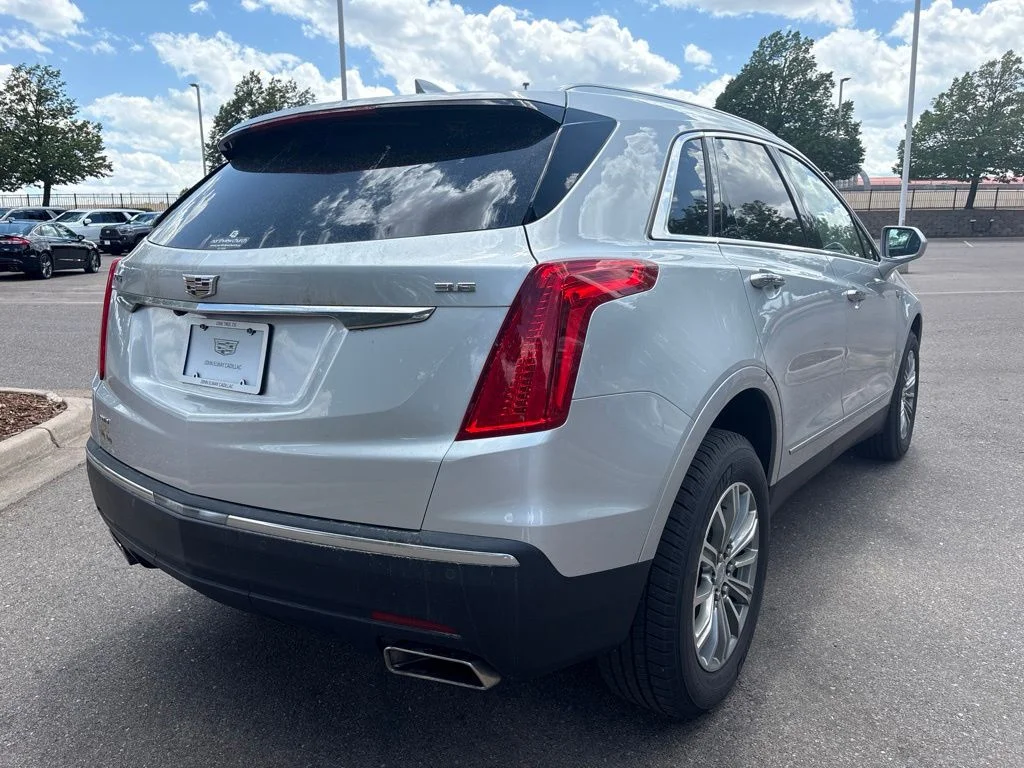 Used 2017 Radiant Silver Metallic Cadillac Luxury image 5