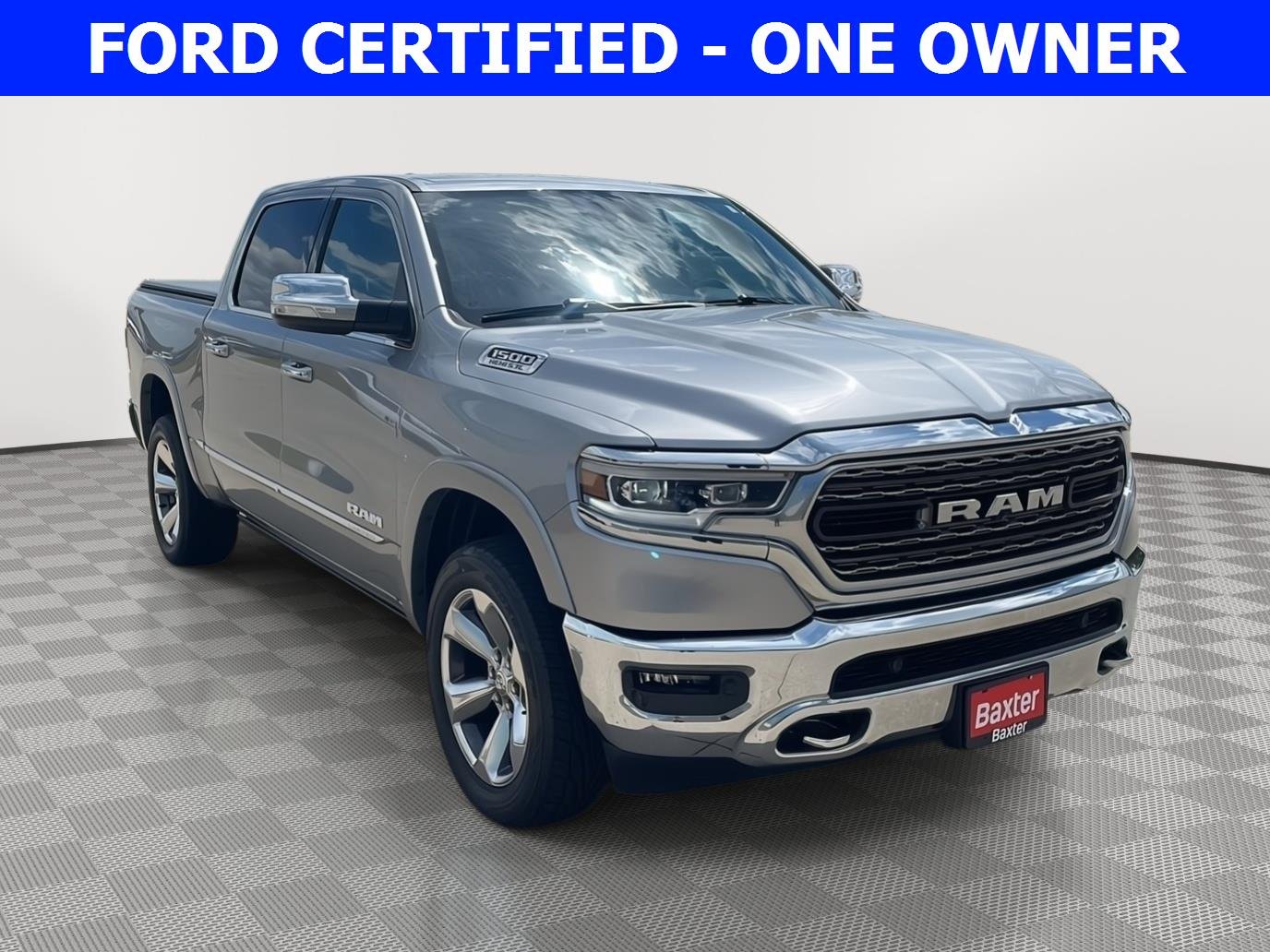 2019 RAM 1500 Limited 4x4 Crew Cab 5'7's photo