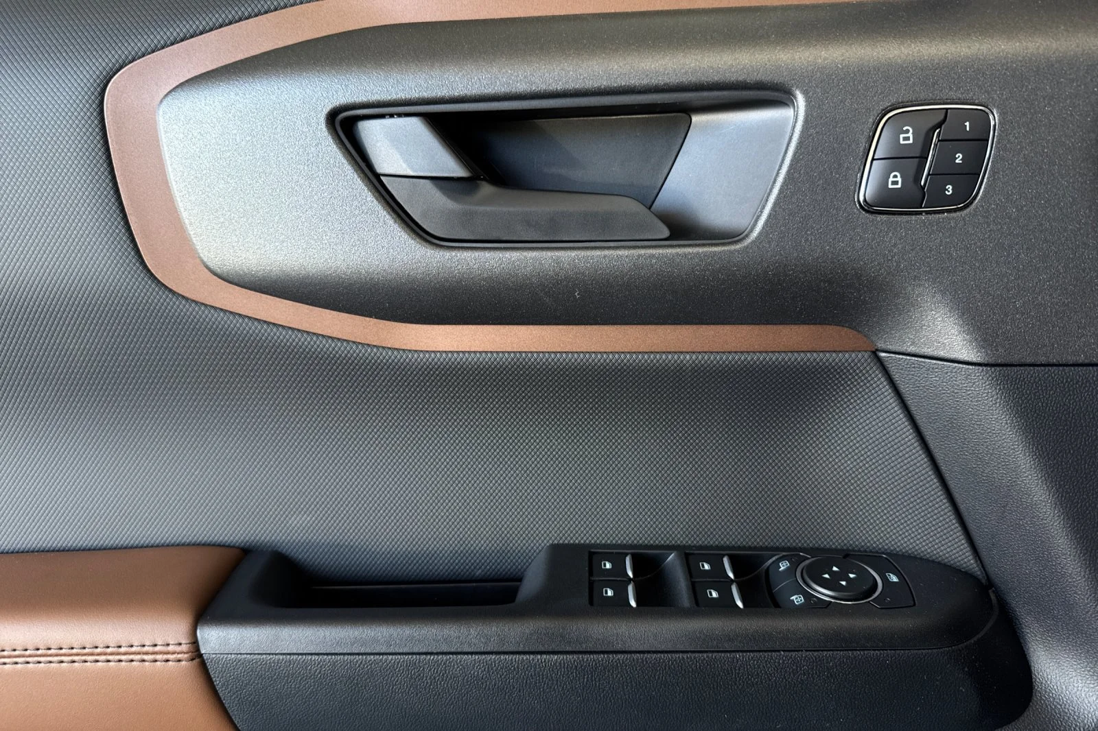 New 2026 Carbonized Gray Metallic Ford Outer Banks® image 11