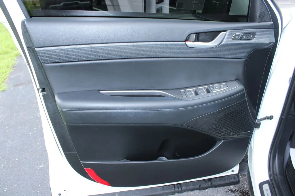 Used 2023 Hyper White Hyundai Limited image 37