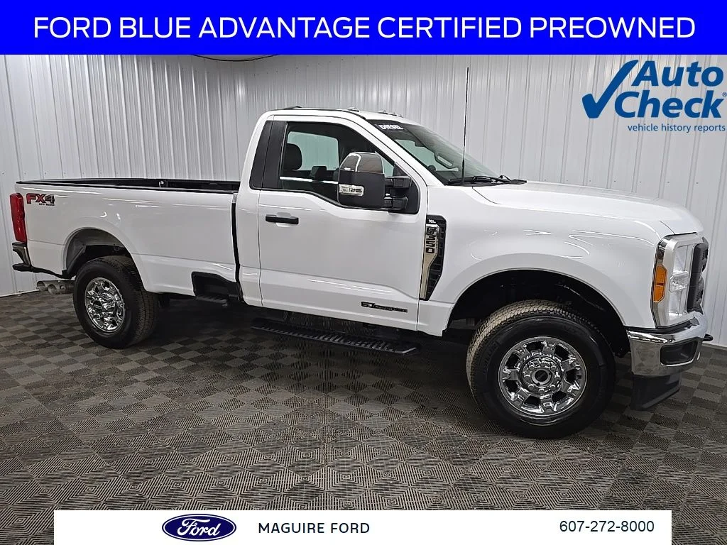 Used 2023 White Ford XL image 1