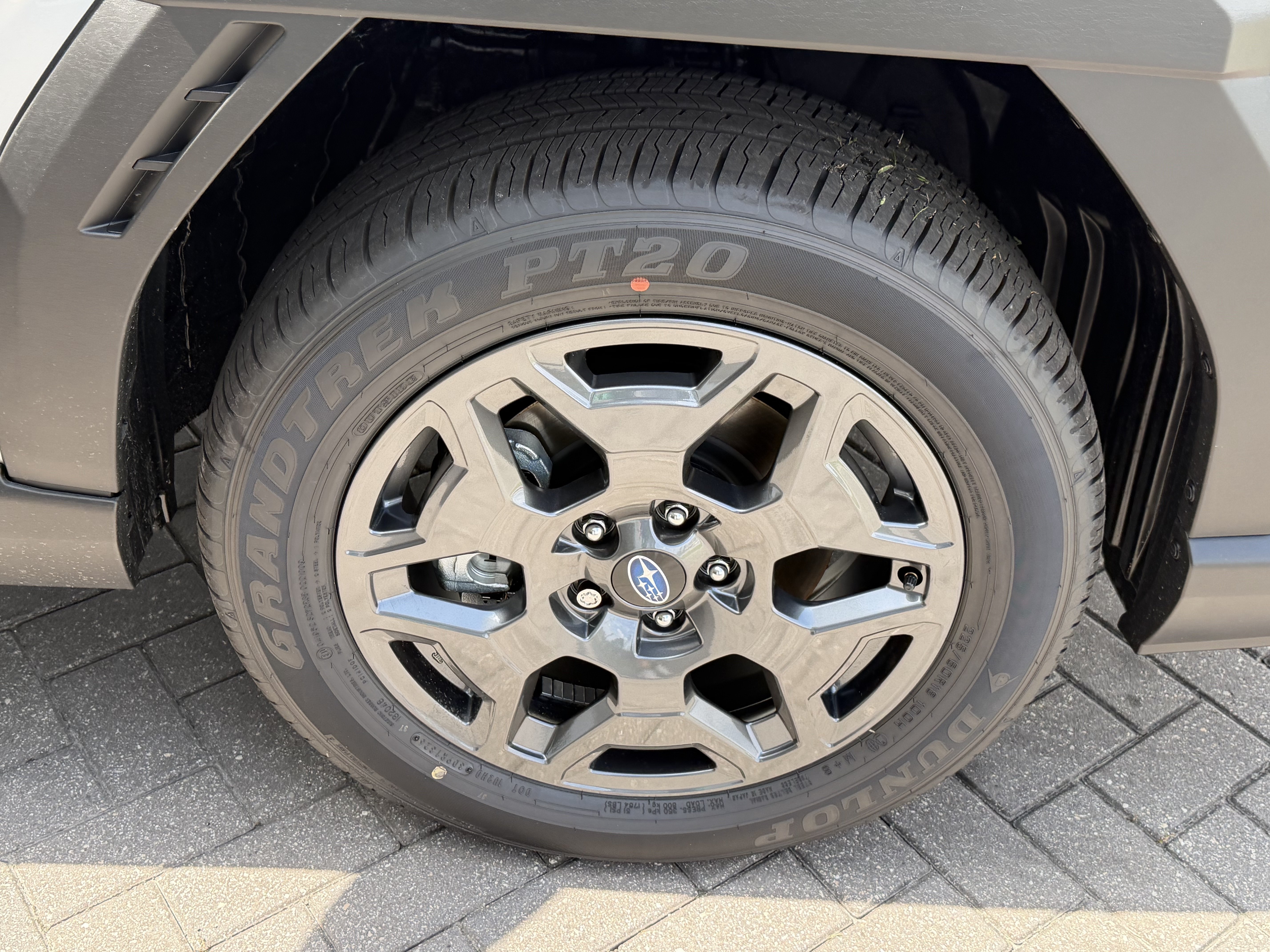 New 2026 ICE SILVER METALLIC Subaru Premium image 10