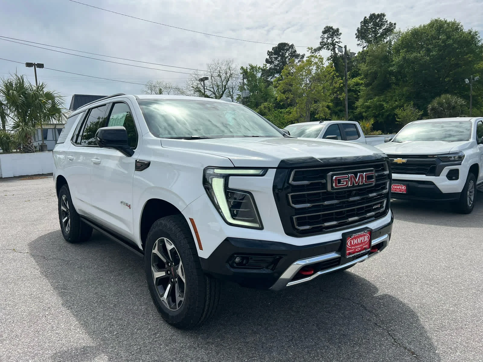 New 2026 Summit White GMC AT4 Ultimate image 2