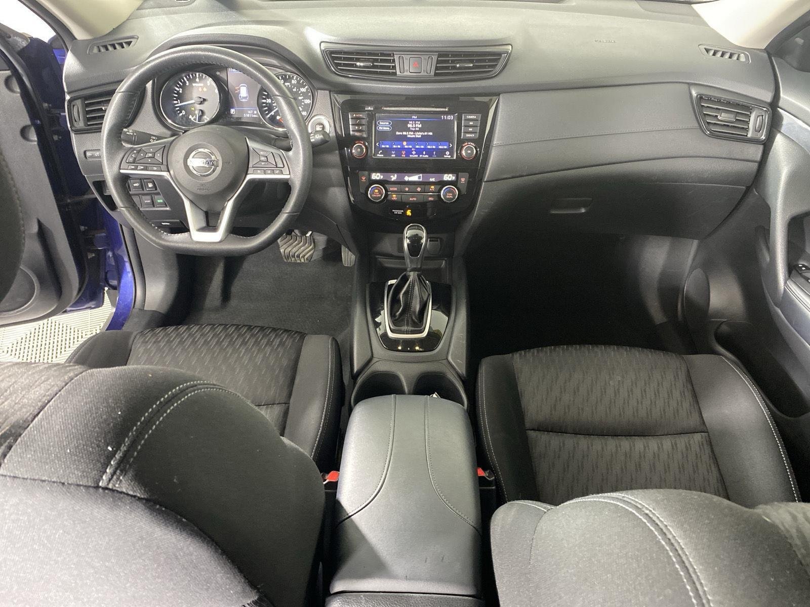 Used 2020 Caspian Blue Metallic Nissan SV image 24