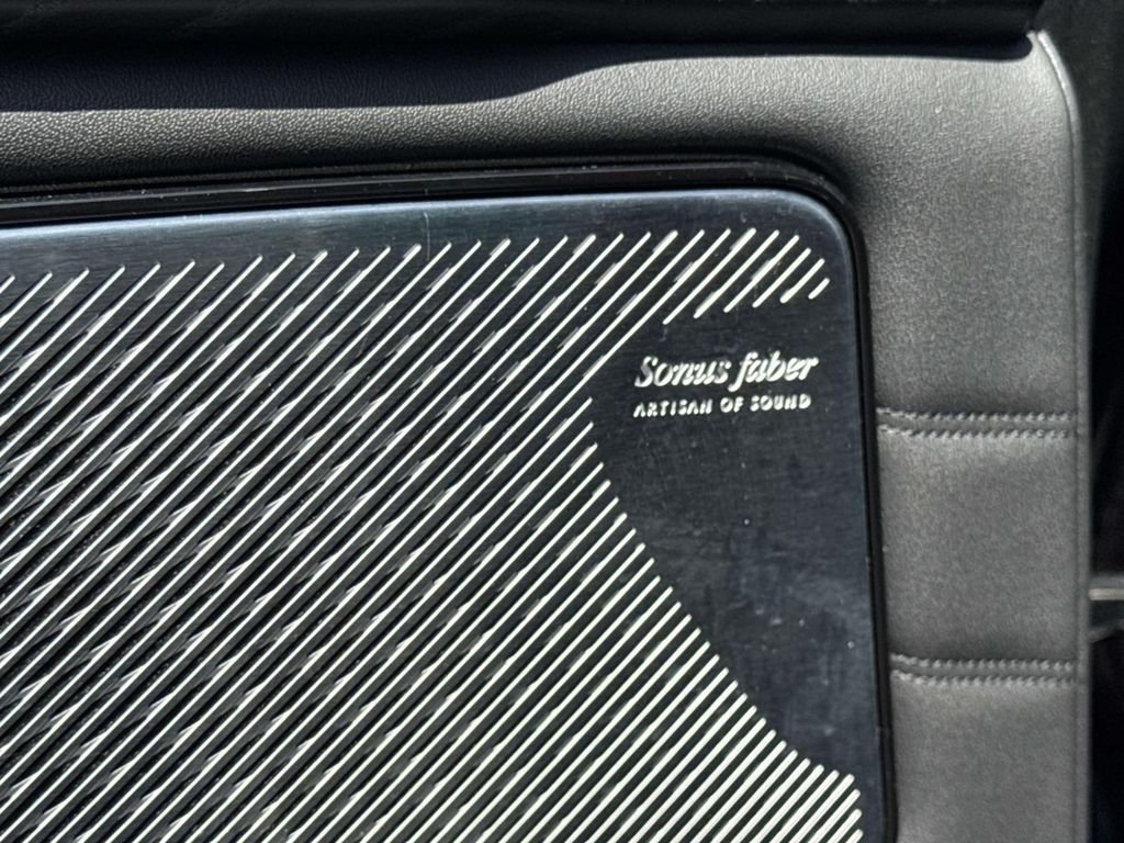 Used 2025  Maserati Modena image 18