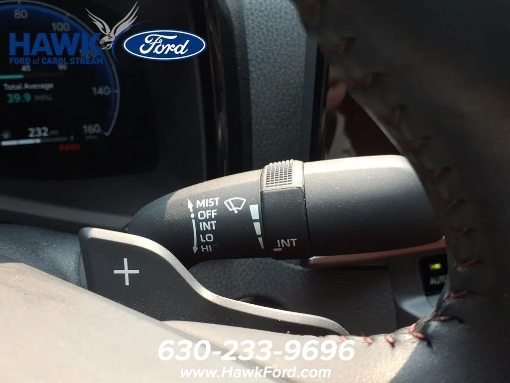 Used 2025  Toyota XSE image 27