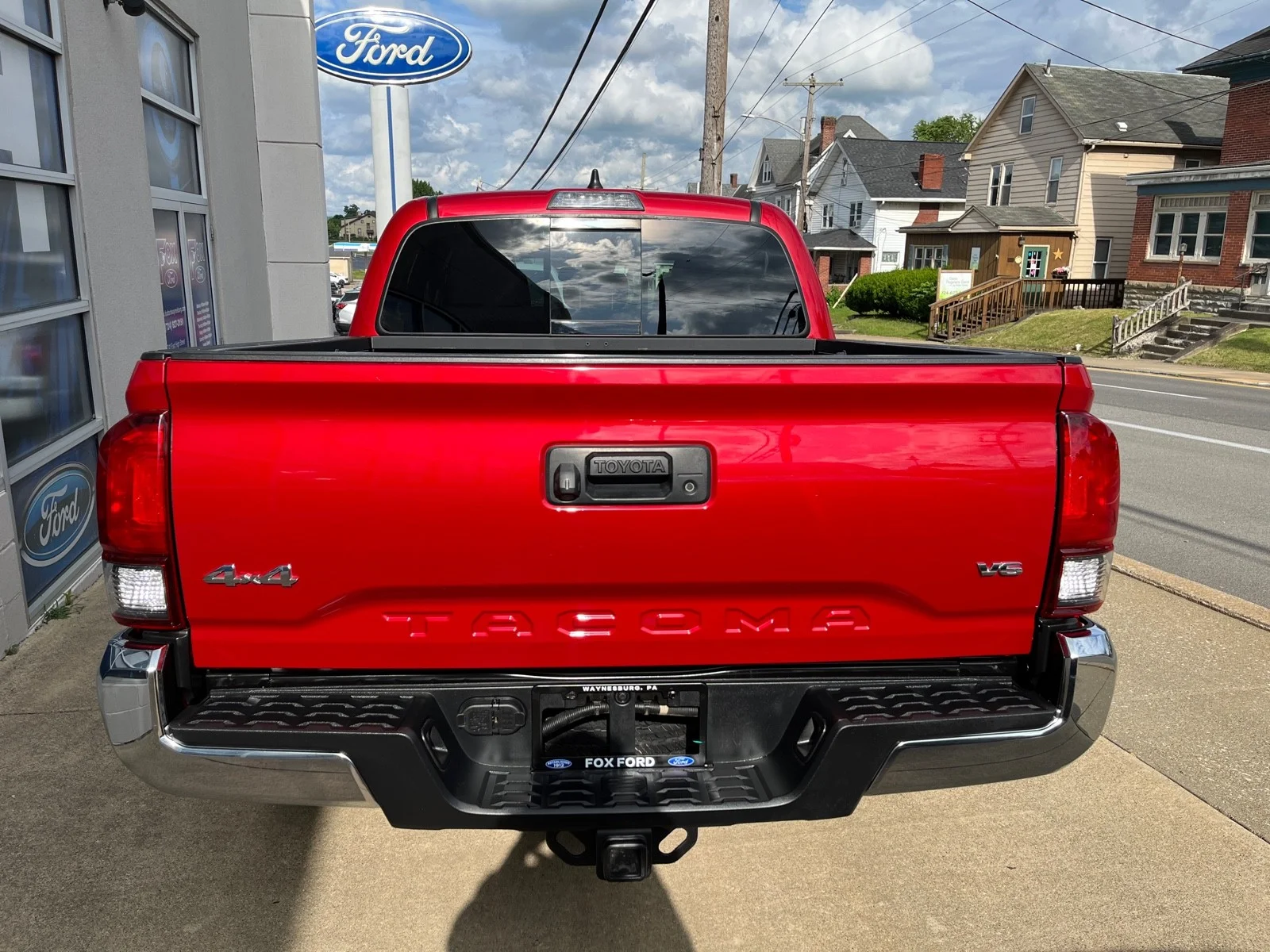 Used 2021 Red Toyota SR image 13