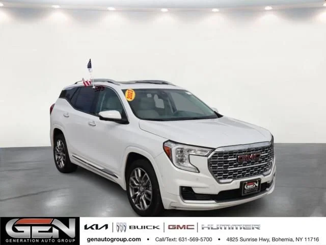 2023 GMC Terrain Denali AWD's photo
