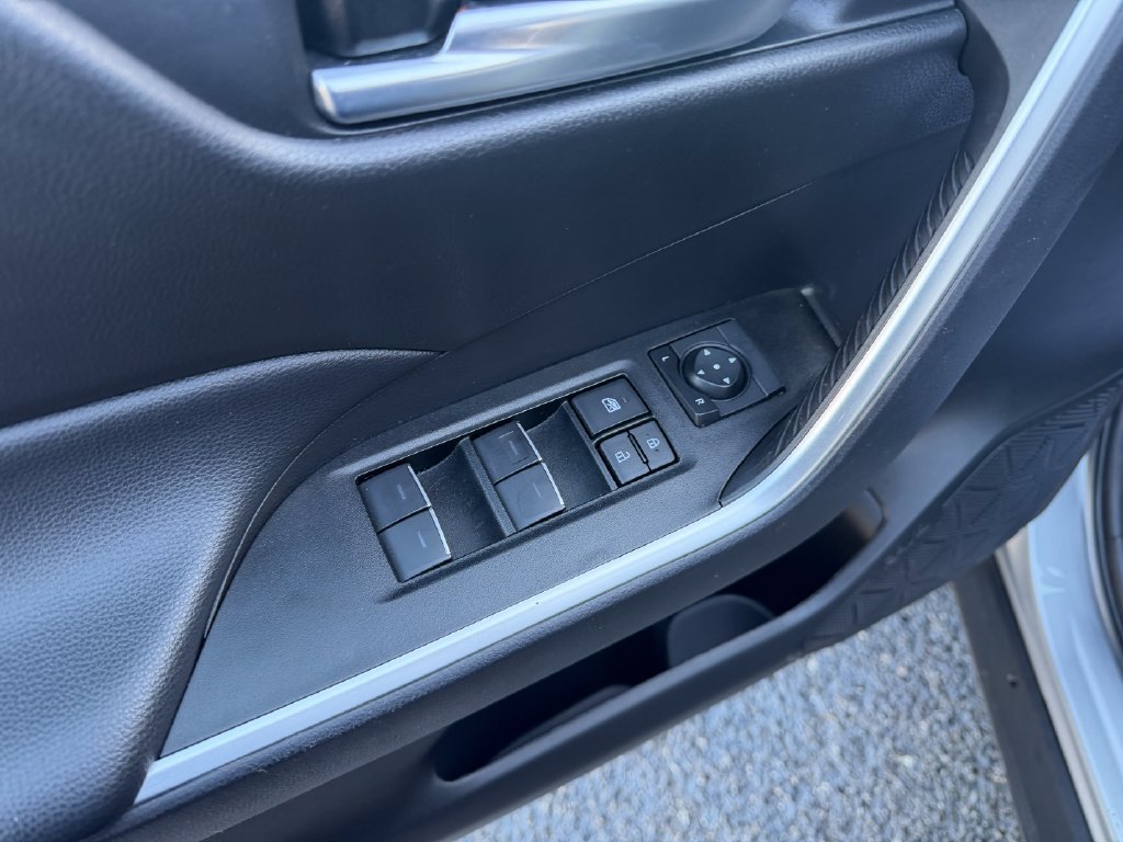 Used 2025 Silver Toyota XLE image 11