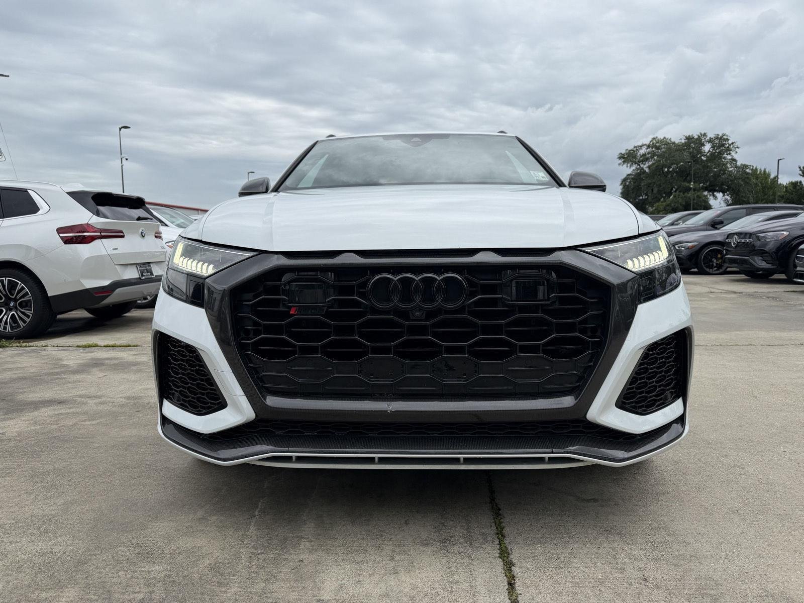 Used 2023 Glacier White Metallic Audi 4.0 quattro image 2