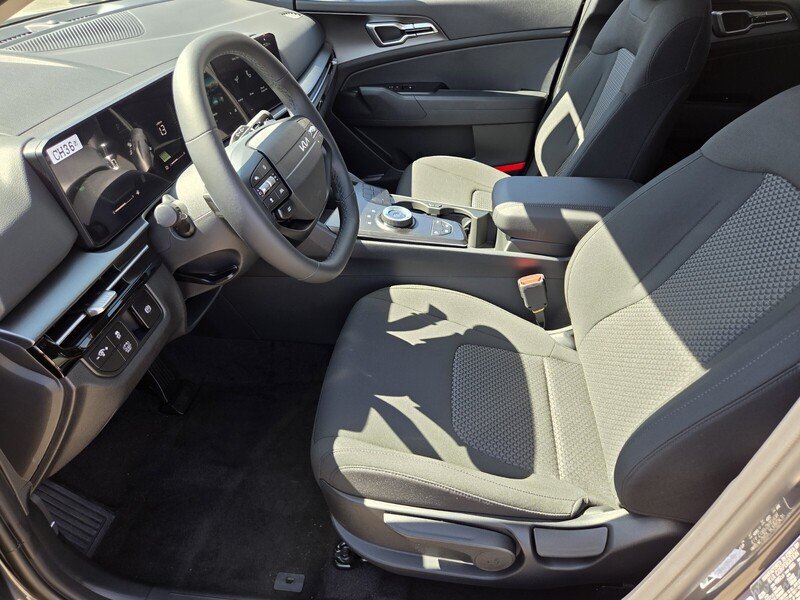 New 2027 Gravity Gray Kia LX image 6