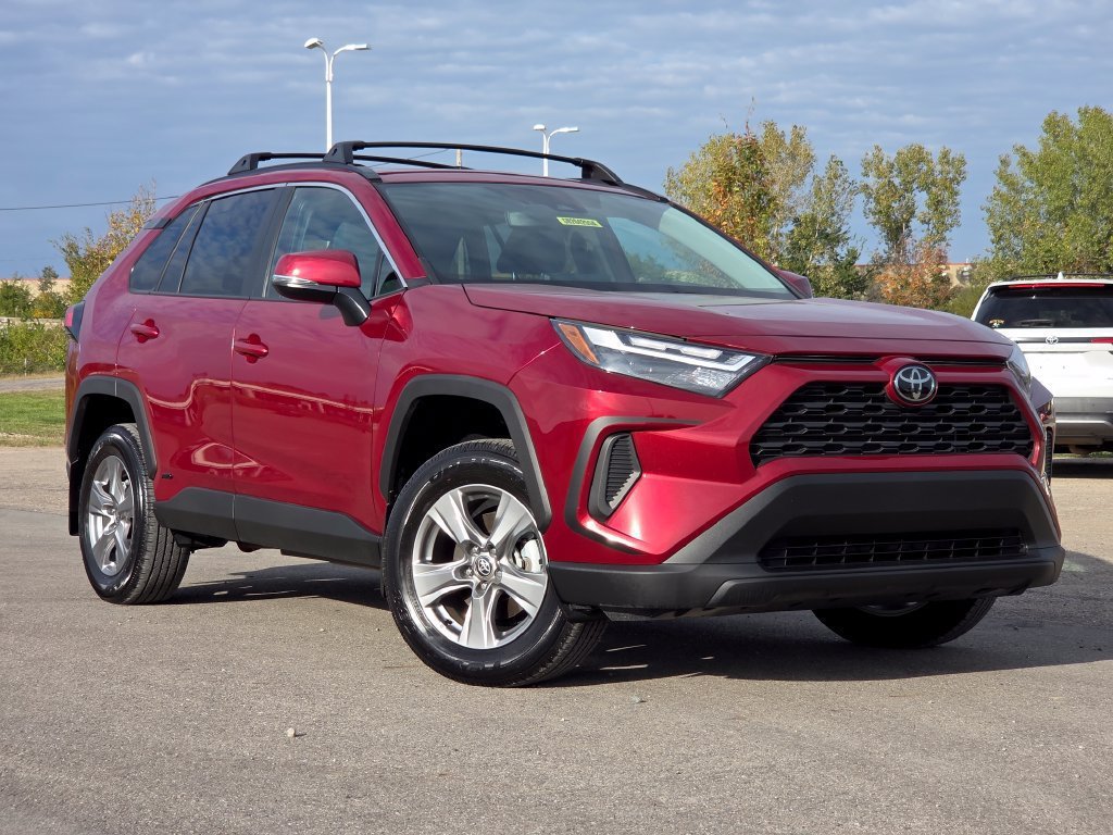 Certified Used 2025 Pearl Toyota XLE image 2