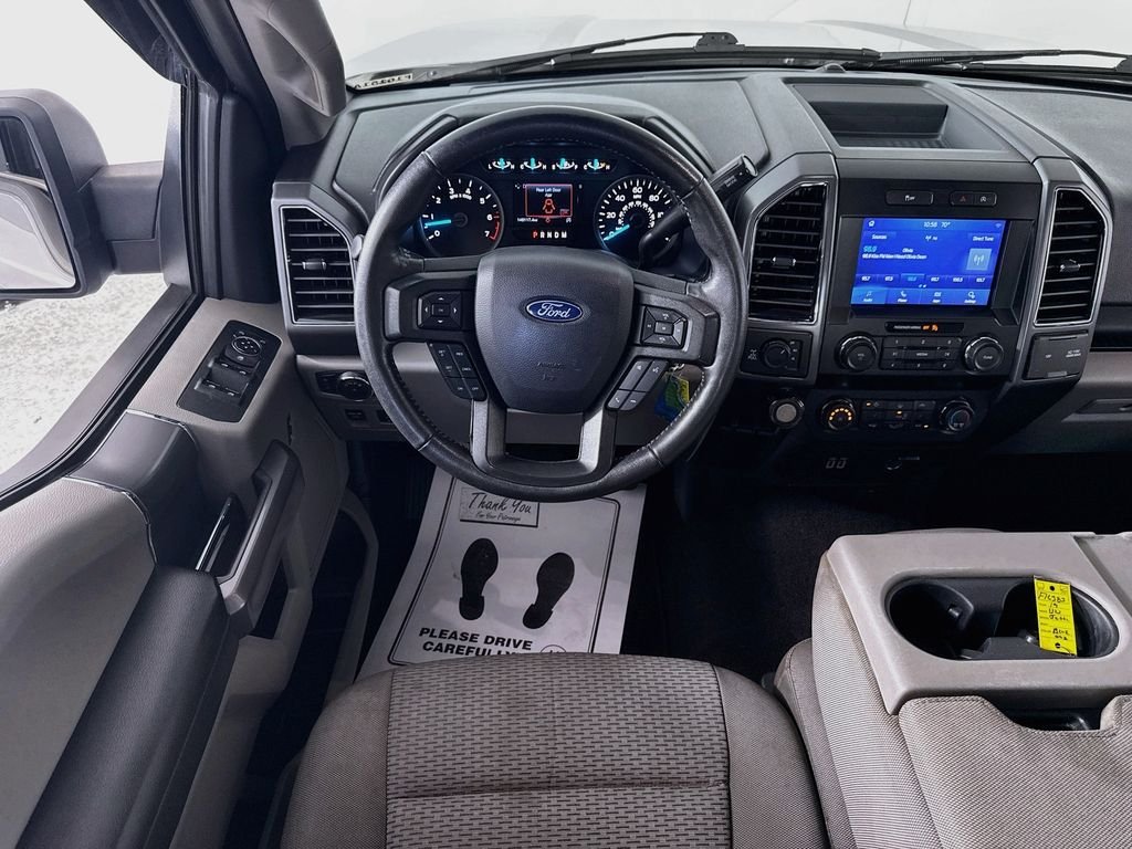 Used 2020 Magnetic Metallic Ford XLT image 3