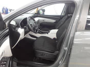 Used 2024 Hampton Gray Hyundai SEL image 5