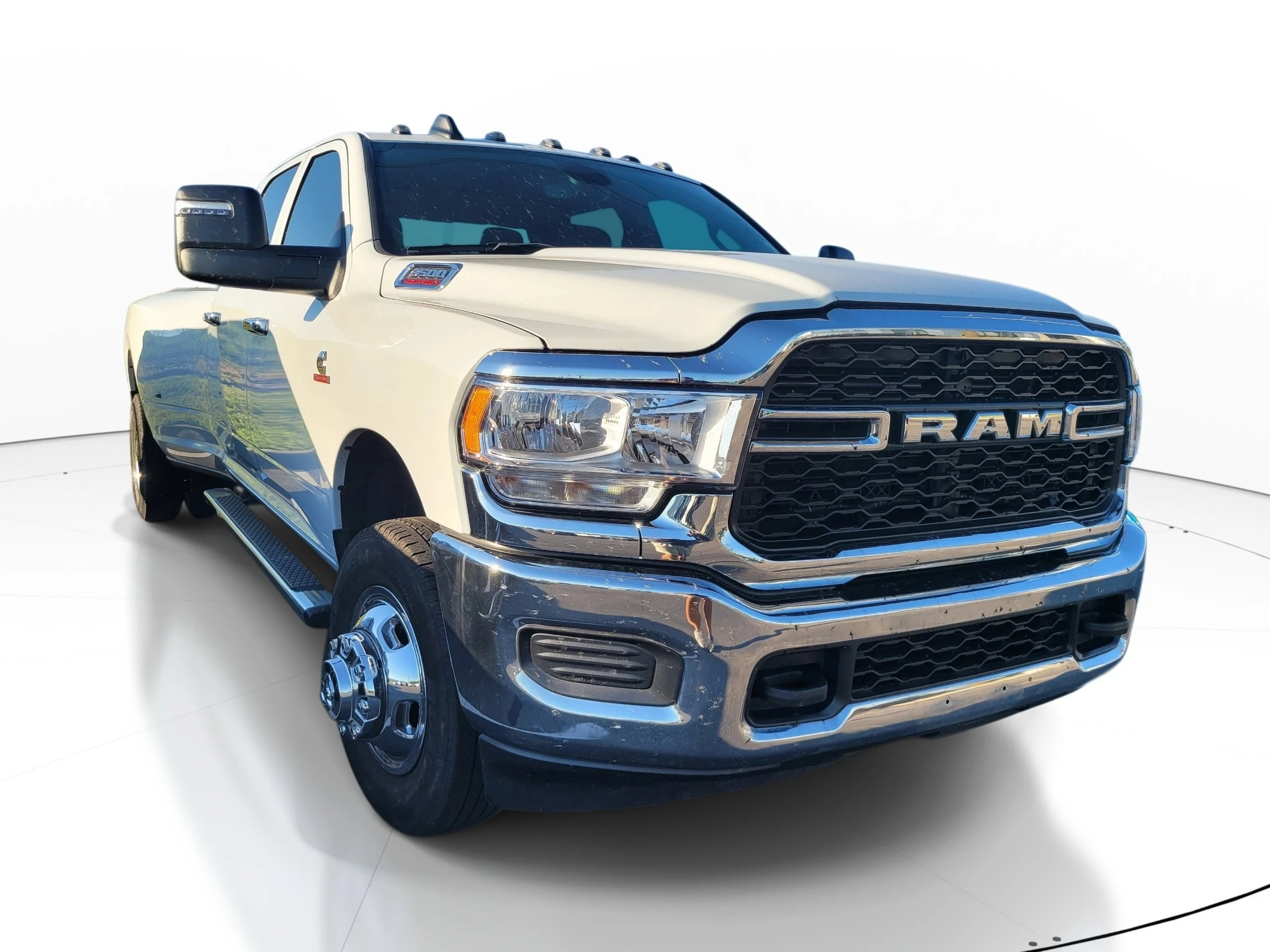 2024 RAM 3500 Tradesman 4X4 Crew Cab LWB's photo