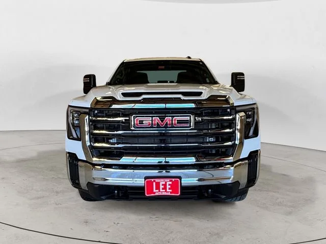 New 2026 White GMC SLE image 9