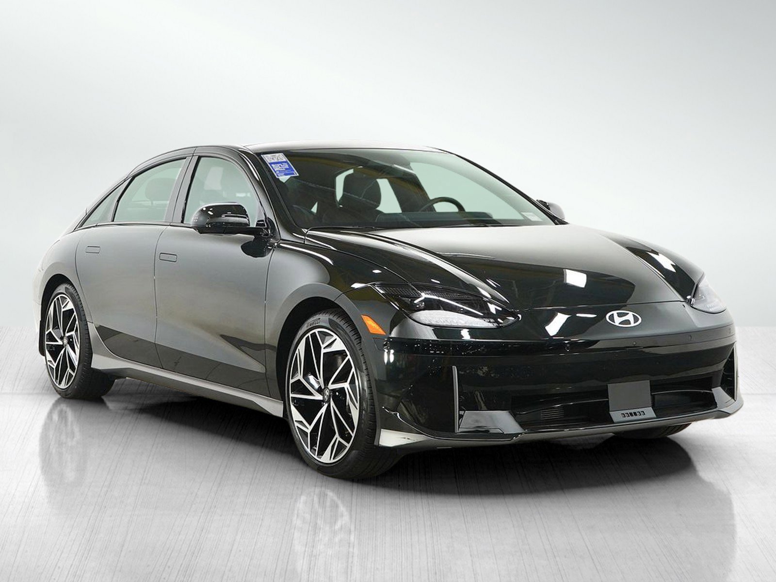Certified Used 2023 Digital Green Hyundai Limited AWD image 8