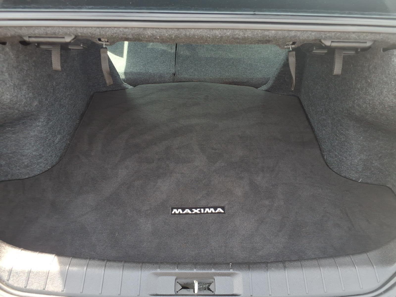 Used 2020 Gun Metallic Nissan S image 25