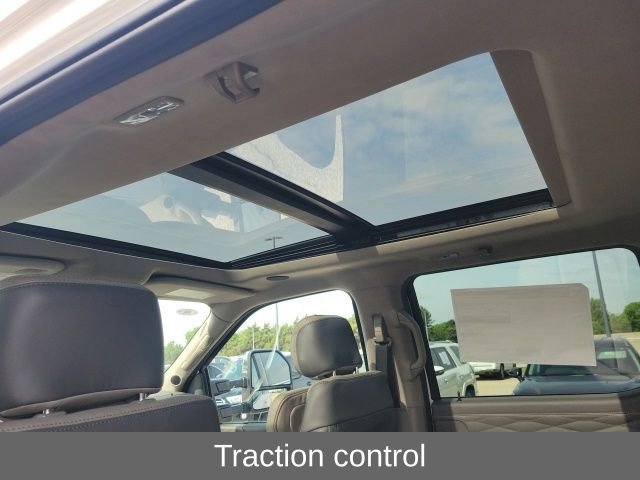 New 2026 Star White Metallic Tri-Coat Ford F-250® Platinum® image 44