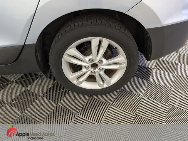 Used 2013 Blue Hyundai GLS image 36