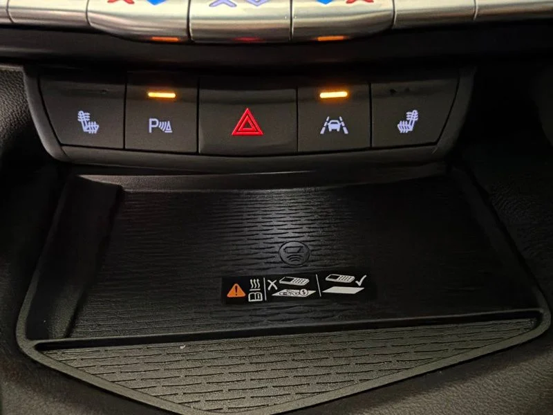 Used 2021 Black Cadillac Sport image 35