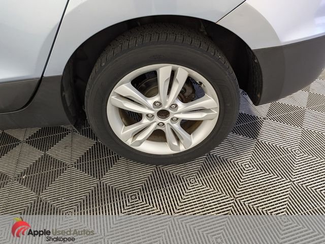 Used 2013 Blue Hyundai GLS image 36
