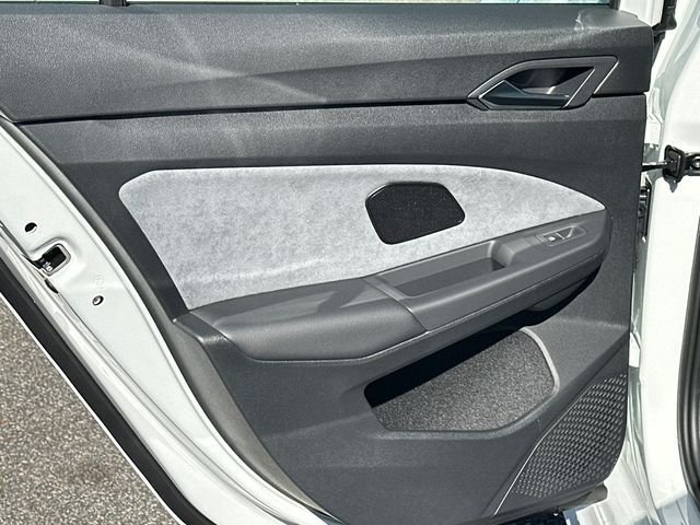 New 2026 Pure White Volkswagen 2.0T image 12