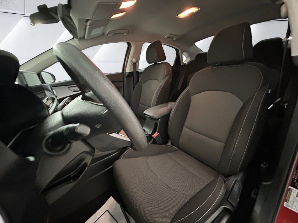 Used 2023 Red Kia LXS image 8