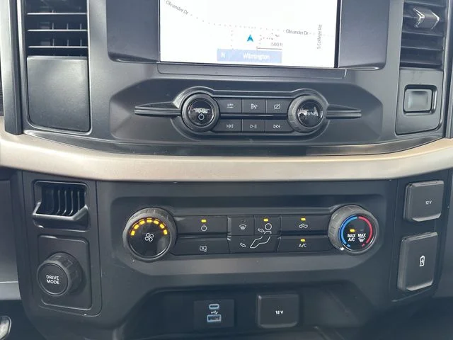 Used 2021 White Ford XL image 19