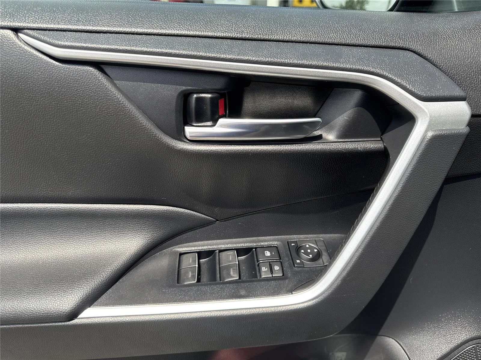 Used 2022 Magnetic Gray Metallic Toyota SE AWD image 17