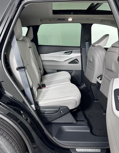 Certified Used 2026 Black INFINITI PURE image 25