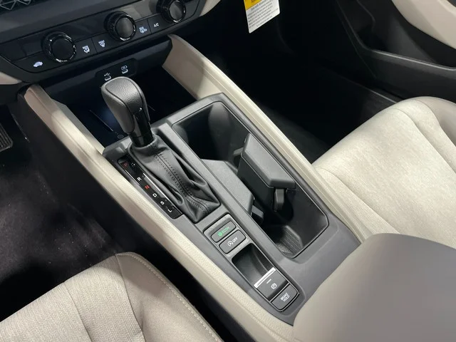 New 2026 Platinum White Pearl Honda SE image 17
