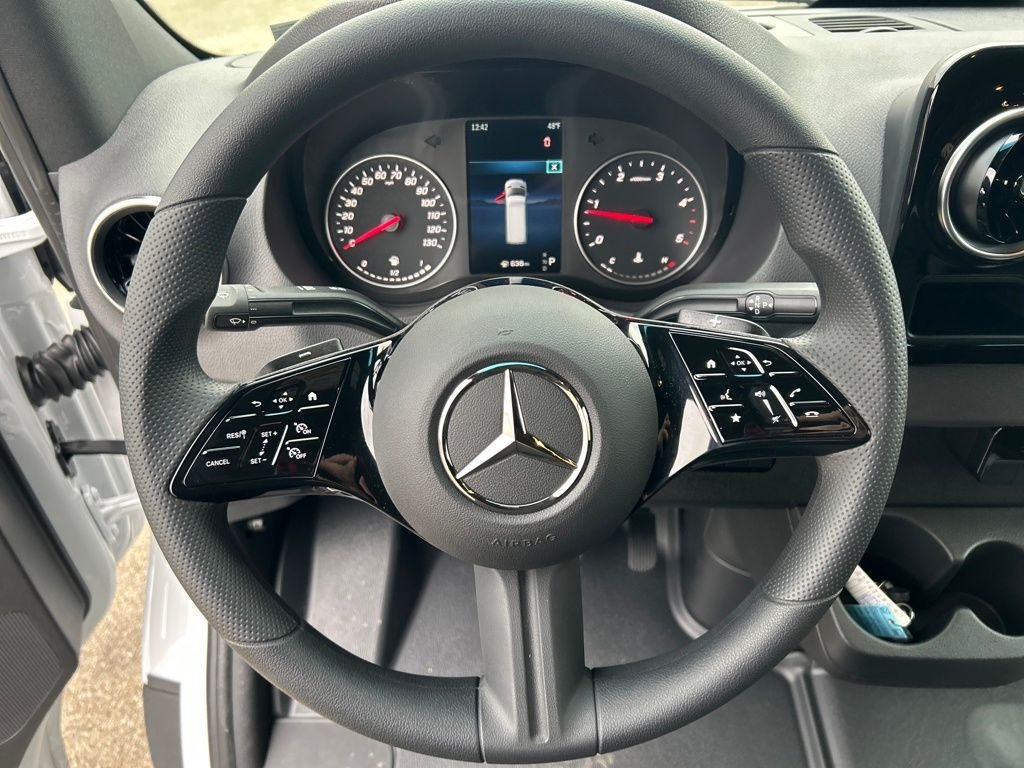 New 2026 Arctic White Mercedes-Benz Cargo 170 WB image 14
