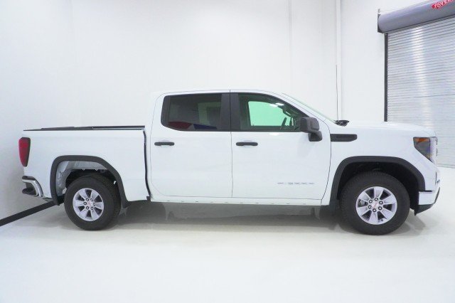 New 2026 Summit White GMC Pro image 4