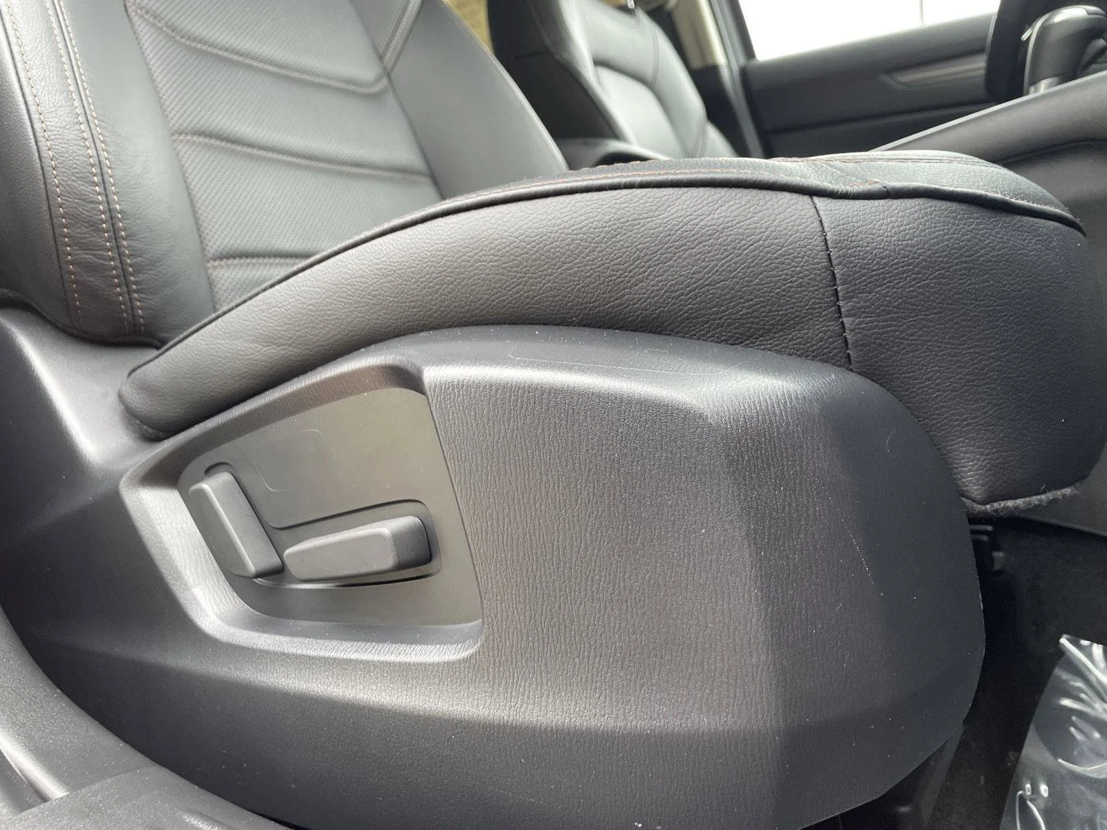 Used 2022 Soul Red Crystal Metallic Mazda 2.5 S Preferred Package image 5