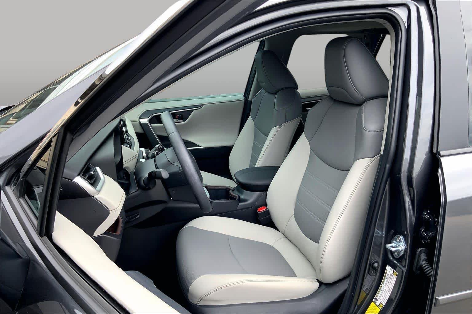 Used 2025 Magnetic Gray Metallic Toyota Limited image 8